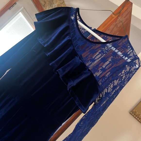 Velvet jumpsuit - Picture 2 of 5